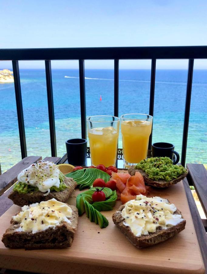 Front High End Apartment, Direct Sea Views. Apartmán Marsalforn